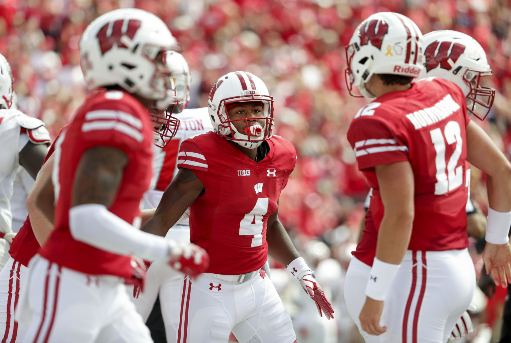 Wisconsin Badgers 45, New Mexico Lobos 14
